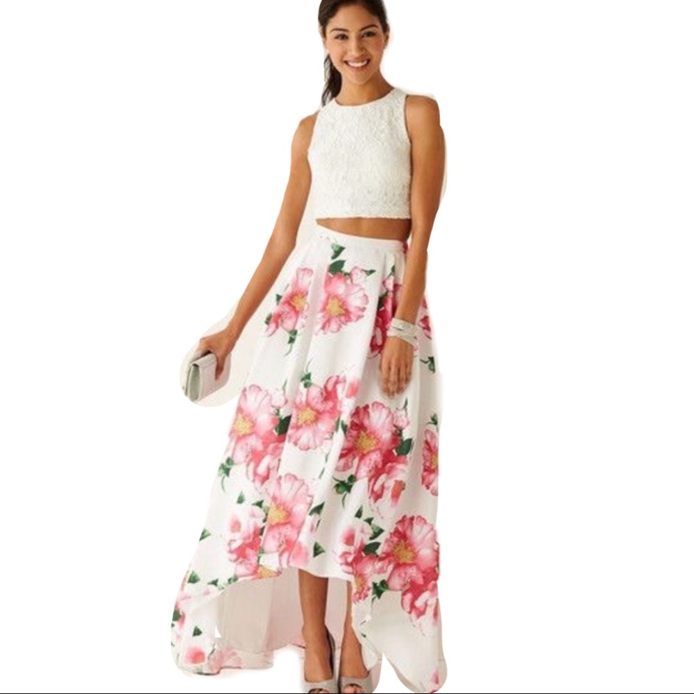 Sleeveless Lace Top & Floral Flowy Skirt Two Piece